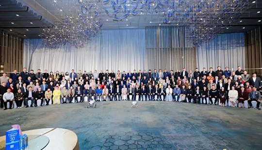 越甲灵动亮相大湾区产业融合论坛 以具身智能夯实新质生产力发展根基